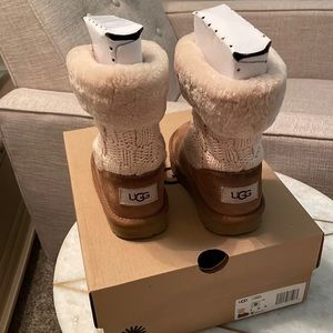 UGG boots (Authentic), toddler girl size 9